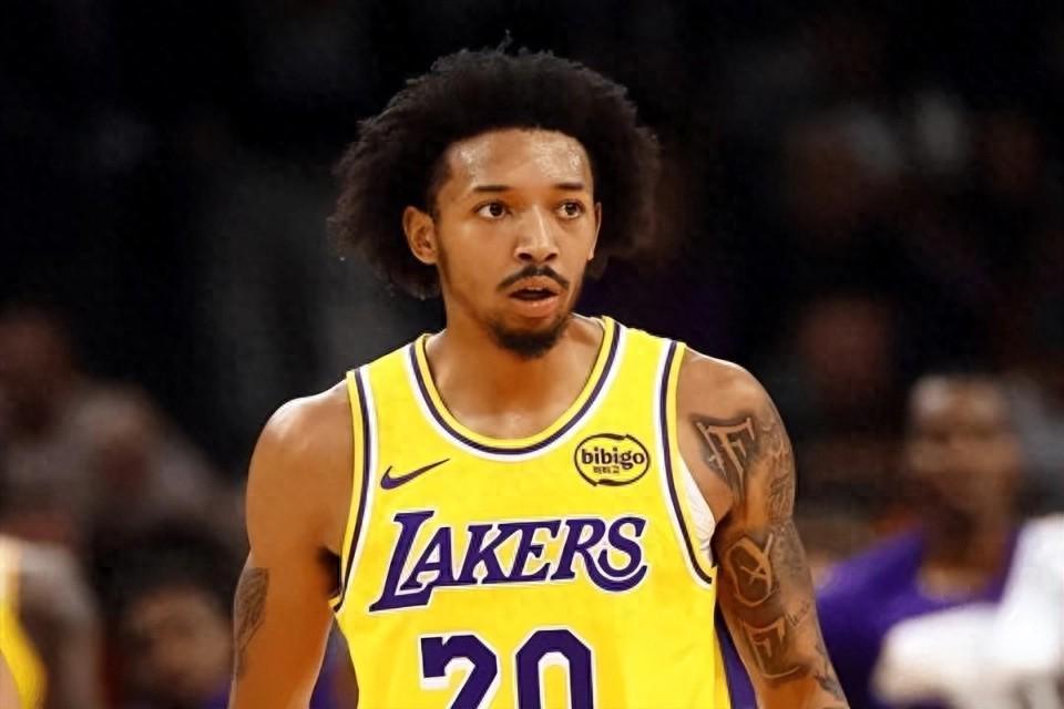 辉达在线娱乐-NBA收官战155人缺席,湖人官宣转正双向球员,东契奇复出时间确定